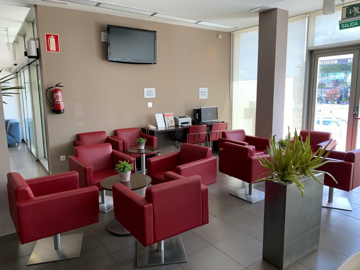 Holiday Inn Express Vitoria By Ihg Buitenkant foto